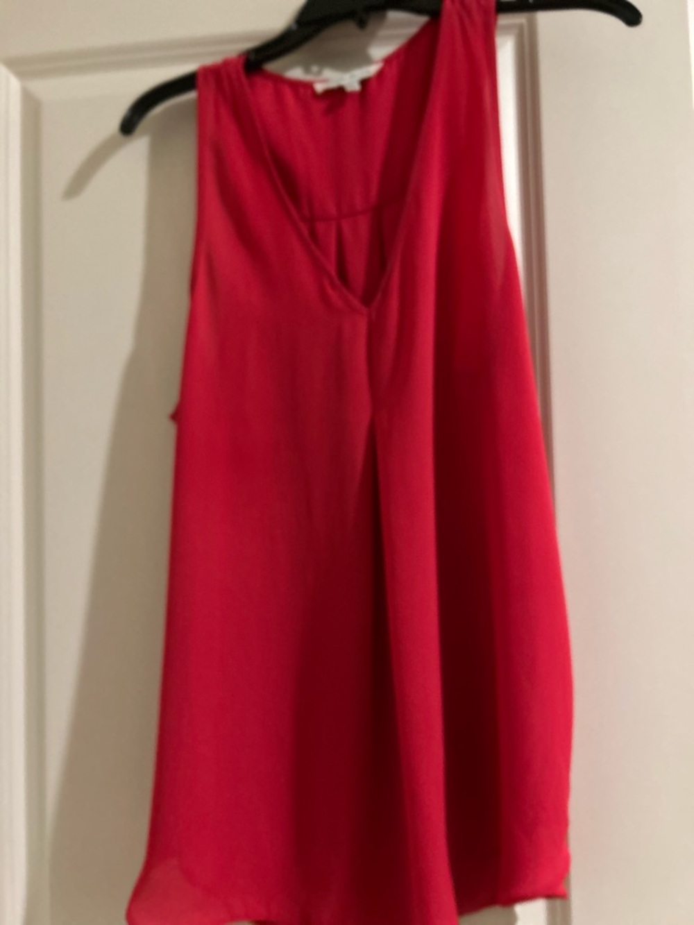 Rose & Olive Red V neck Sleeveless Top